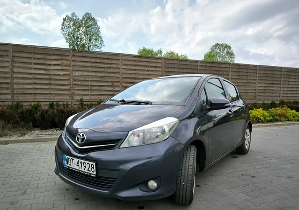 Toyota Yaris cena 23500 przebieg: 203846, rok produkcji 2012 z Otwock małe 121